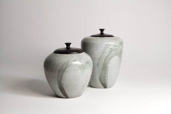 Adamina Turek & Adrian Austin – 2 Hungry Bakers