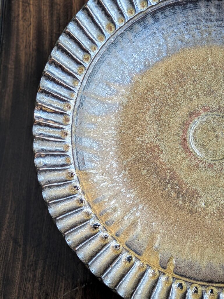 large_fluted_platter-4d9b11f4dcdd6eb72a1f2248deb6aab5