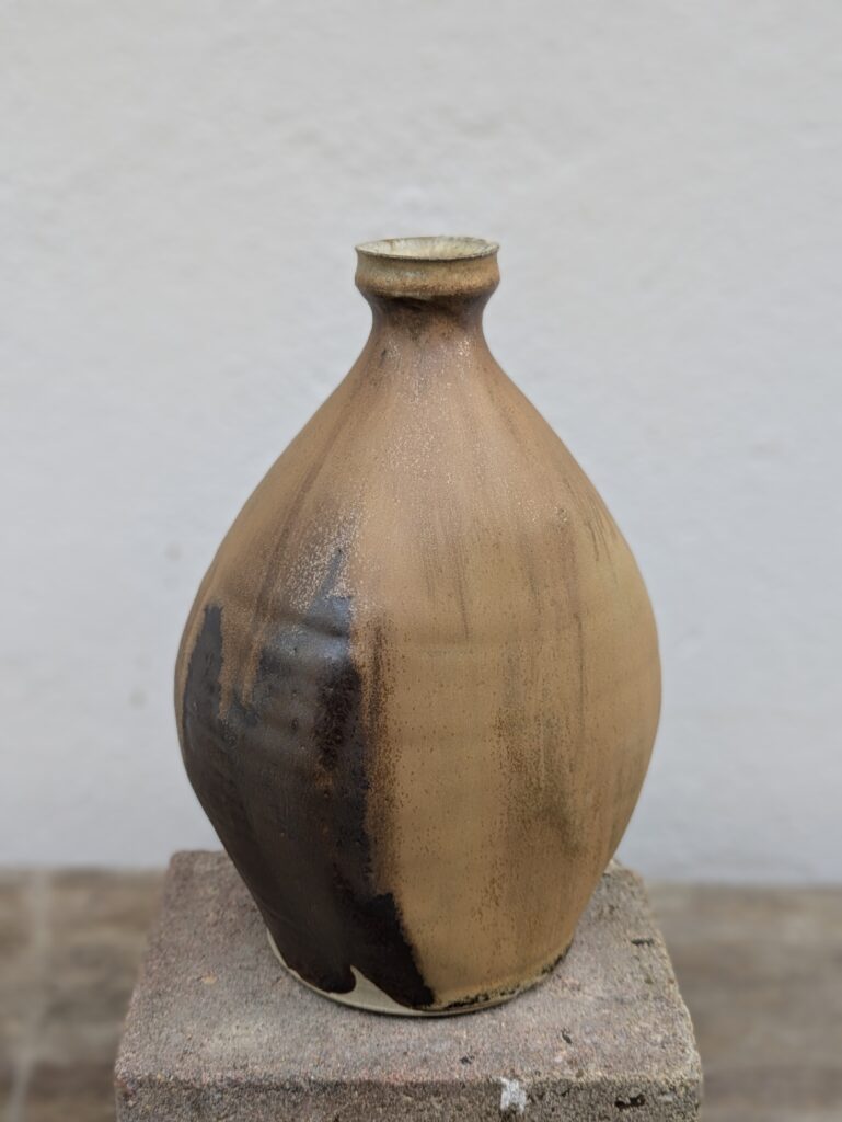 paddled_bottle-80f963d5d9059f3538ee31ce8328e372