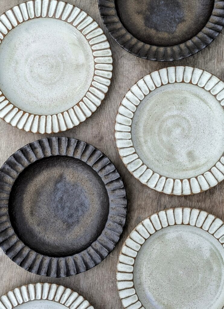 sideplates_fluted-2-e64299e75cdadbf162bc4c7192ed1c98