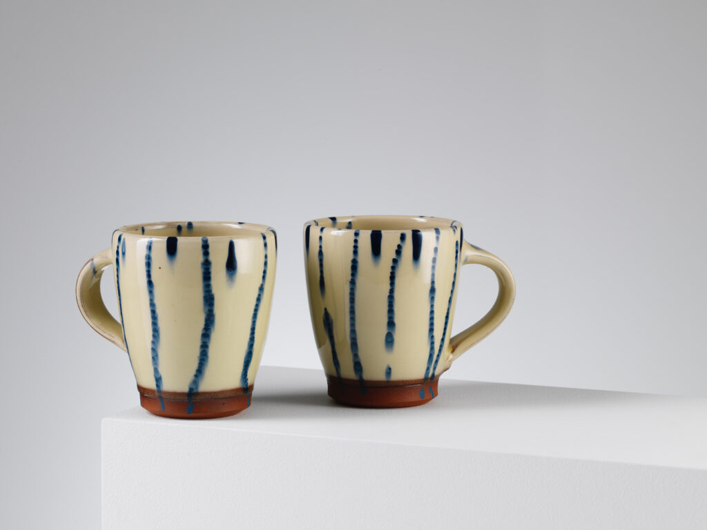 Hannah-Elliott_slipware-cups_photo-Shannon-Tofts-ed27a8f50b85a01fbf977fd68037e425